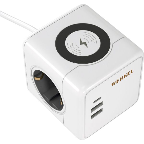 Розеточный блок Werkel 3-местный + 3 USB + беспроводная зарядка W6513501